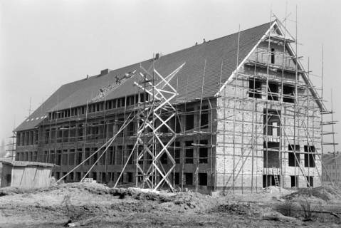 ARH NL Dierssen 1230/0005, Rohbau der Berufsschule, Springe, 1953