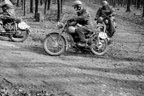 ARH NL Dierssen 1230/0029, ADAC-Fahrt, Springe, 1953