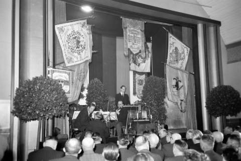 ARH NL Dierssen 1231/0008, Lehrlings-Freisprechung, Springe, 1953