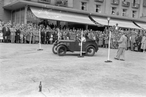 ARH NL Dierssen 1240/0027, AvD Automobilturnier im Kurpark, Bad Pyrmont, 1953