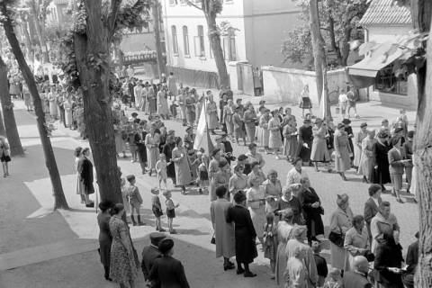 ARH NL Dierssen 1243/0002, Fronleichnamsprozession, Springe, 1953