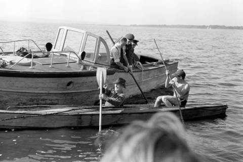 ARH NL Dierssen 1263/0012, Suche auf Steinhuder Meer nach abgestürztem "Düsenjäger", Steinhude, 1953