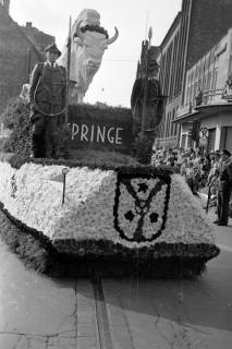 ARH NL Dierssen 1265/0031, Blumenkorso, Hannover, 1953