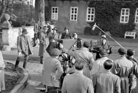 ARH NL Dierssen 1269/0027, Dreharbeiten des Films "Regina Amstetten", Bennigsen, 1953