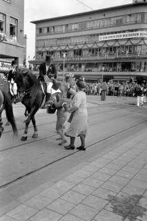 ARH NL Dierssen 1280/0016, Schützenausmarsch, Hannover, 1954