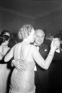 ARH NL Dierssen 1287/0011, Presseball, Hannover, 1954