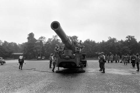 ARH NL Dierssen 1289/0038, Atom-Kanone, Paderborn, 1954