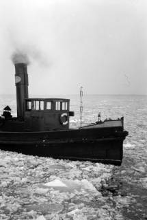 ARH NL Dierssen 1304/0001, Treibeis auf der Elbe, Stade, 1955