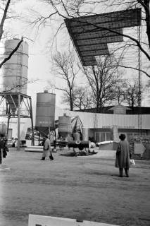 ARH NL Dierssen 1305/0015, Stand der Siegener AG auf der Messe, Hannover, 1955