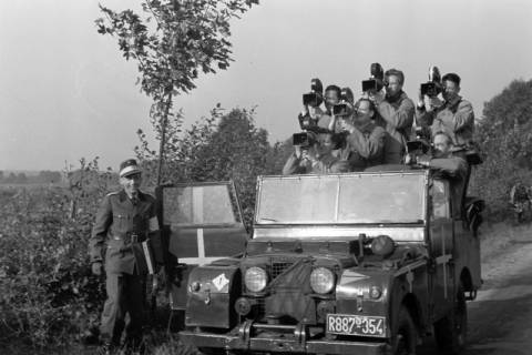 ARH NL Dierssen 1338/0024, Manöver Bundesgrenzschutz, Mandelsloh, 1955