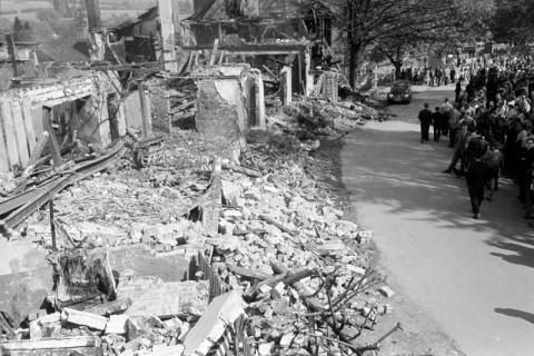 ARH NL Dierssen 1357/0011, Nach dem Brand des Hotel Düsterdiek, Neuhaus im Solling, 1956