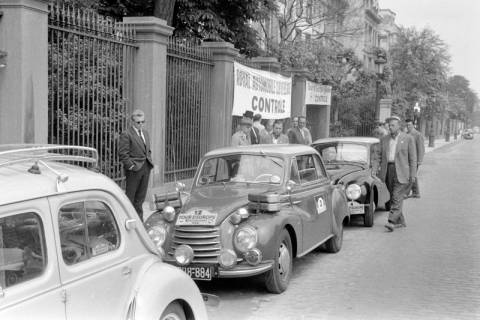 ARH NL Dierssen 1361/0008, Tour d'Europe: Kontrolle, Brüssel, 1956