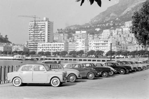ARH NL Dierssen 1363/0016, Tour d'Europe: Autos am Hafen, Monte-Carlo, 1956