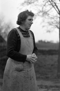 ARH NL Dierssen 1378/0018, Zeugin im Mordfall Janssen, Hiddgiwardermoor, 1957