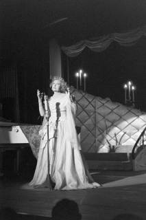 ARH NL Dierssen 1381/0007, Come-back von Liane Haid, Hannover, 1957
