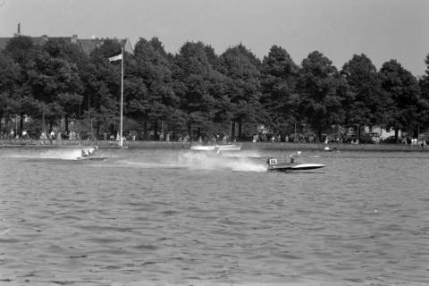ARH NL Dierssen 1391/0032, Motorboot-Rennen auf dem Maschsee, Hannover, 1957