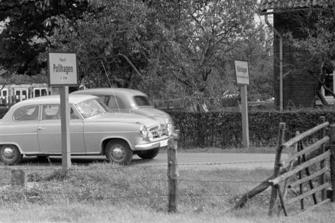 ARH NL Dierssen 1398/0032, Dichtstehende Ortsschilder, Hülshagen, 1958