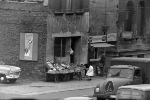 ARH NL Dierssen 1407/0008, Obst- und Gemüsehalle, Hannover, 1960