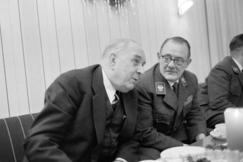 ARH NL Dierssen 1414/0013, Weihnachtsfeier der ADAC-Straßenwacht, Hannover, 1963