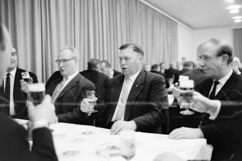 ARH NL Dierssen 1419/0008, Parlamentarischer Abend im Landtag mit Ministerpräsident Georg Diederichs, Finanzminister Jan Eilers, Landtagspräsident Richard Lehners und Presse, Hannover, 1963