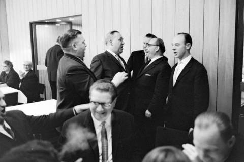 ARH NL Dierssen 1419/0020, Parlamentarischer Abend im Landtag mit Ministerpräsident Georg Diederichs, Finanzminister Jan Eilers, Landtagspräsident Richard Lehners und Presse, Hannover, 1963