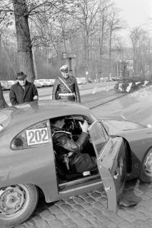 ARH NL Dierssen 1430/0006, Harz-Heide-Fahrt des ADAC, Hannover, 1964
