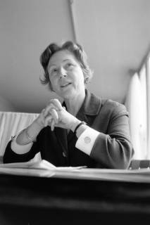 ARH NL Dierssen 1434/0004, Erika? Lutter vom Hausfrauenbund, Hannover, 1964