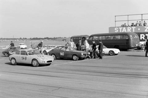 ARH NL Dierssen 1453/0018, Flugplatzrennen, Wunstorf, 1964