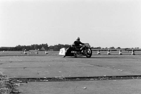 ARH NL Dierssen 1455/0002, Flugplatzrennen, Wunstorf, 1964