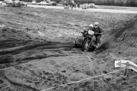 ARH NL Dierssen 1497/0019, Harz-Heide-Fahrt für Motorräder, Munster, 1965