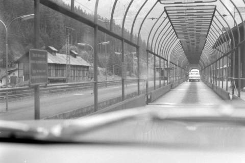 ARH NL Dierssen 1502/0001, Fahrt durch Tauerntunnel, Böckstein, 1965