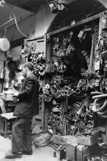 ARH NL Dierssen 1517/0013, Souk, Tunis, 1966