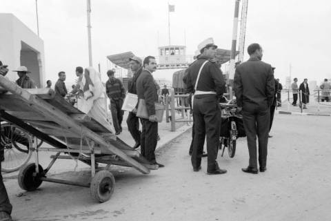 ARH NL Dierssen 1518/0021, Stadtaufnahme, Bizerte, 1966