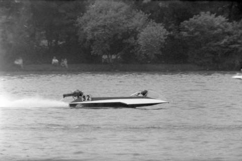 ARH NL Dierssen 1530/0017, Maschseerennen des ADAC, Hannover, 1966