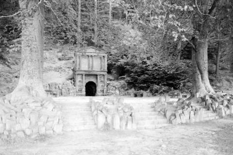 ARH NL Dierssen 1542/0018, Elisabethbrunnen, Schröck, 1966