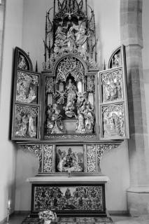 ARH NL Dierssen 1543/0013, Hauptaltar der Stadtpfarrkirche St. Jakobus, Hünfeld, 1966