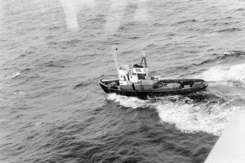 ARH NL Dierssen 1548/0010, Bergungsarbeiten nach dem Untergang des U-Bootes "U Hai", Nordsee, 1966