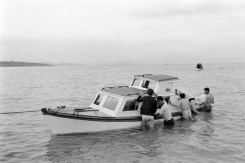 ARH NL Dierssen 1558/0014, Bergung eines untergegangenen Motorboots, Çesme, 1967