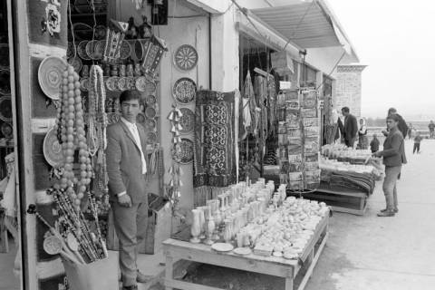 ARH NL Dierssen 1559/0009, Souvenir-Laden, Selçuk, 1967