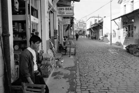 ARH NL Dierssen 1566/0024, Straßenaussicht, Çesme, 1967