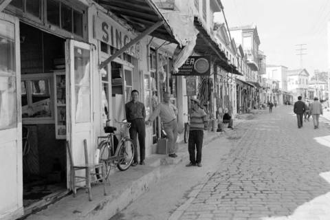 ARH NL Dierssen 1566/0025, Straßenaussicht, Çesme, 1967