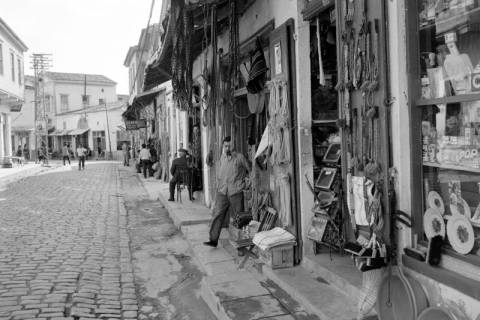 ARH NL Dierssen 1566/0026, Straßenaussicht, Çesme, 1967