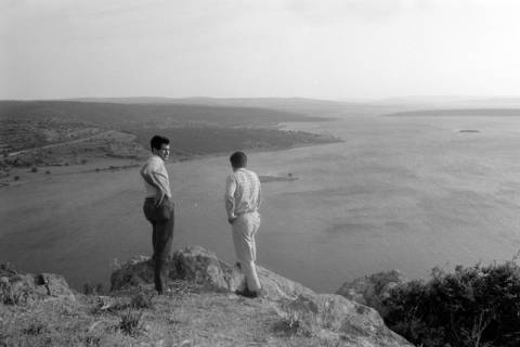 ARH NL Dierssen 1567/0023, Blick aufs Meer, Ildiri?, 1967