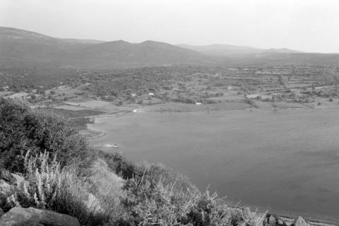 ARH NL Dierssen 1567/0024, Blick aufs Meer, Ildiri?, 1967