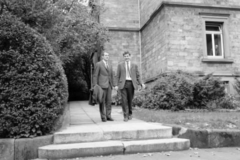 ARH NL Dierssen 1584/0006, Martin Bonhoeffer und Professor Hans Thiersch, Göttingen, 1967