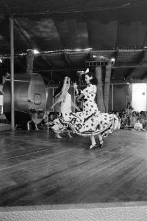 ARH NL Dierssen 1604/0020, Flamenco-Tänzerinnen, Can Pastilla, zwischen 1968/1969