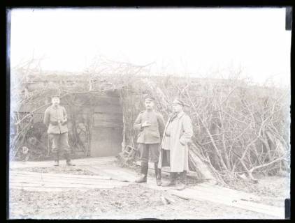 ARH NL Kageler 45, 1. Weltkrieg, Soldaten vor einer Stellung, Frankreich, zwischen 1914/1918