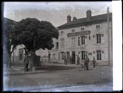 ARH NL Kageler 126, 1. Weltkrieg, Stadtbild und Kaffee, Frankreich, zwischen 1914/1918