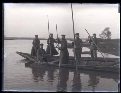 ARH NL Kageler 201, 1. Weltkrieg, Boot auf der Mosel bei Ay, Frankreich, zwischen 1914/1918