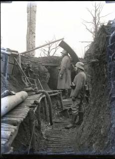 ARH NL Kageler 248, 1. Weltkrieg, Graben mit Posten, Priesterwald (Bois-le-Prêtre), Frankreich, zwischen 1914/1918
